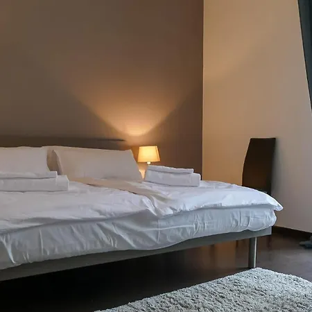 Apartment Praleor *